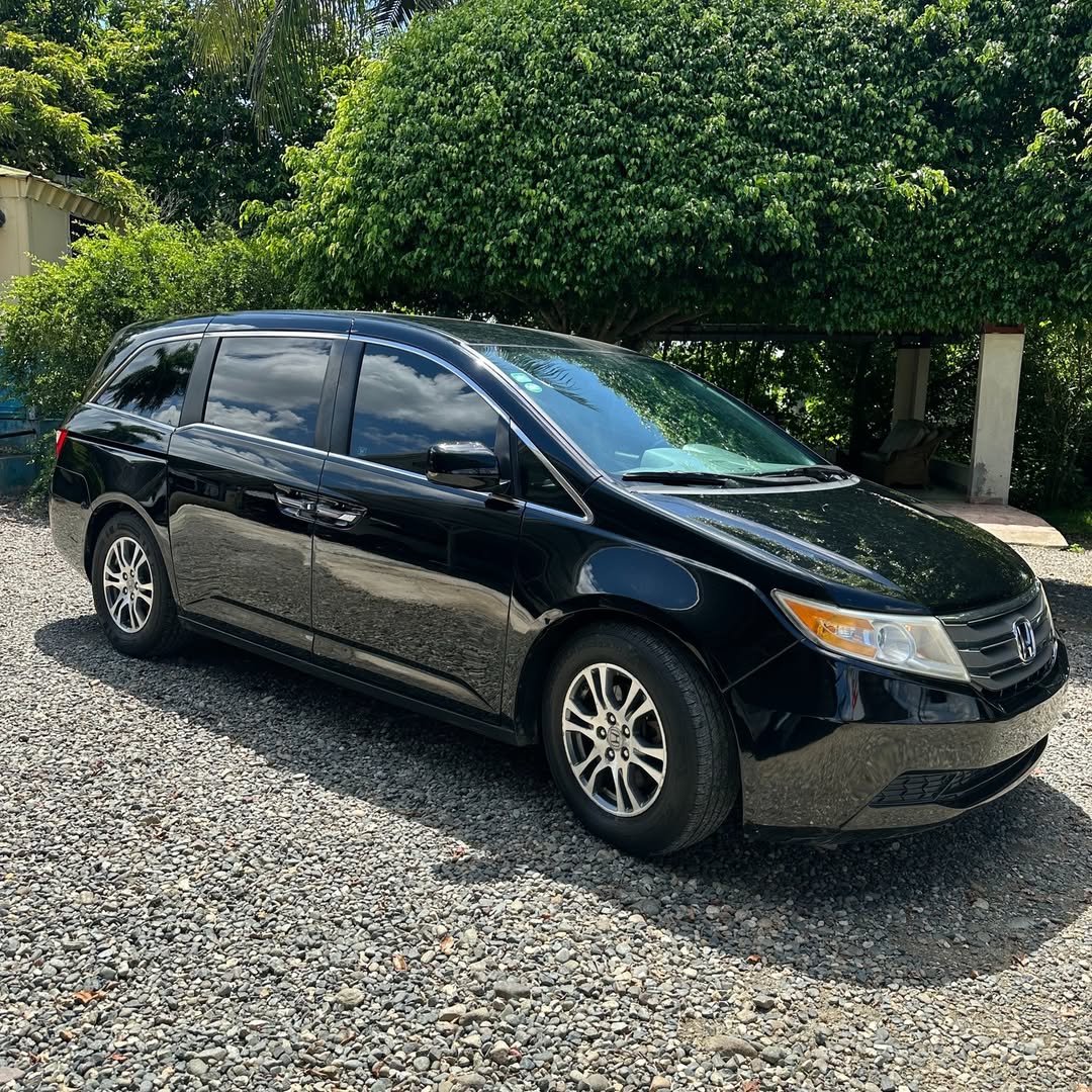 Honda Odyssey LX 2012